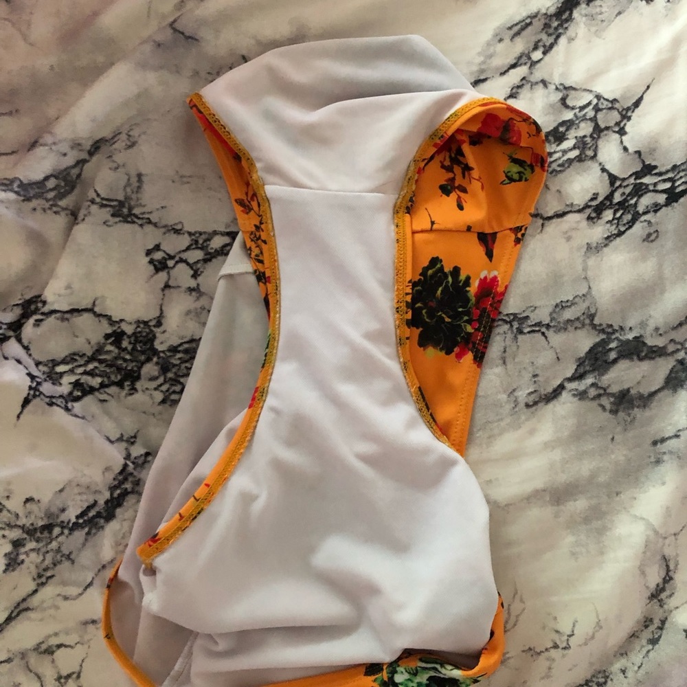 Gold floral high rise swim bottoms - Picture 4 of 5